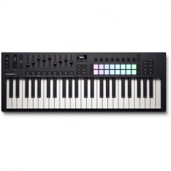 Novation LAUNCHKEY-49-MK4 - Clavier maitre Launchkey 49 MK4 49 touches, 16 pads, 8 encodeurs, 9 faders écran OLED